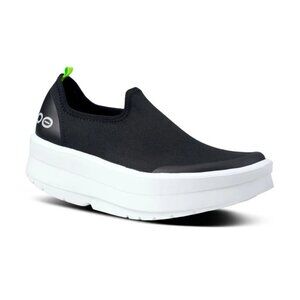 Oofos Women's OOmega eeZee Low Shoe - White Black Size US 8.5